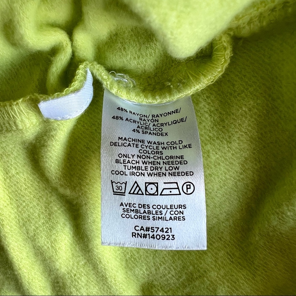 Lou & Grey Signature Soft Shorts Size XL in Neon Green - Picture 4 of 4